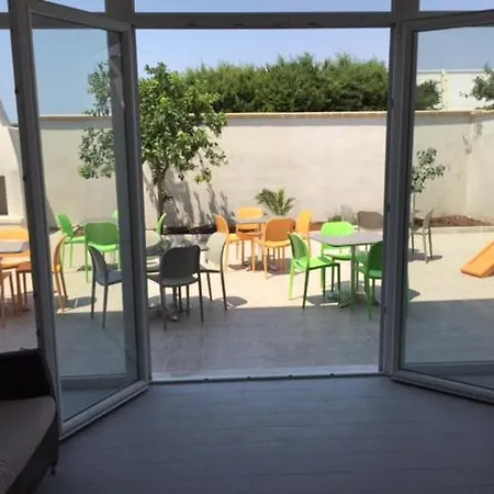 Le Torri ベッド・アンド・ブレックファスト トッレ・ラピッロ