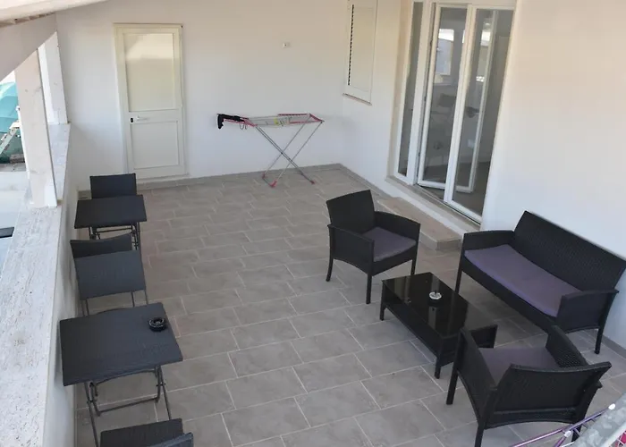 Oda ve Kahvaltı Le Torri 3*